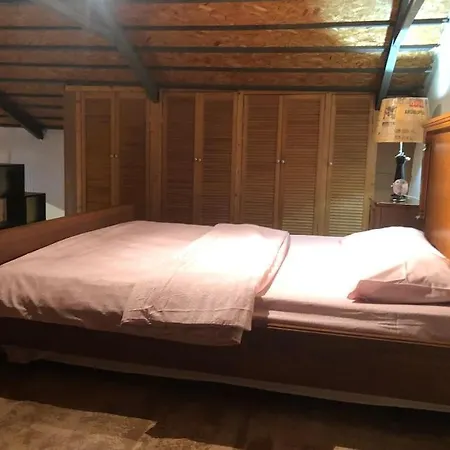 Holiday home Kaleici Bahceli Oezel Muhtesem Muestakil *